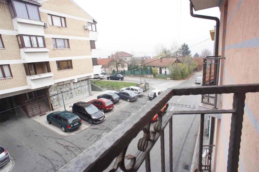 Apartments Cyrano 1&2 SJJ Zimmer foto